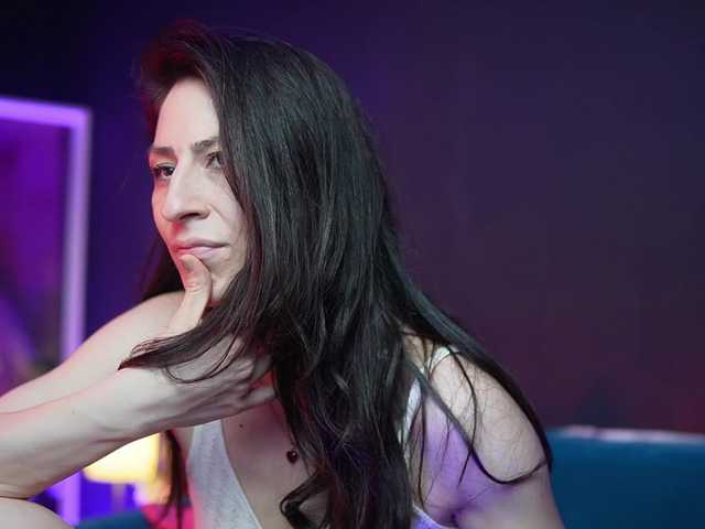 RubyRya's BongaCams show and profile