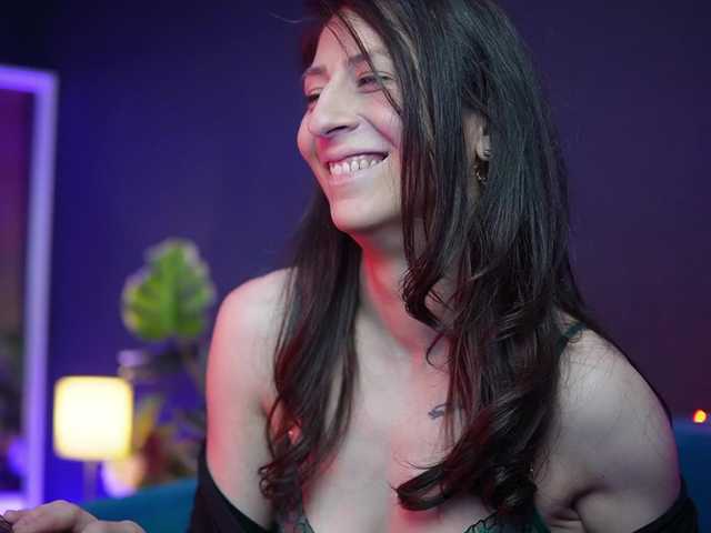 RubyRya's BongaCams show and profile