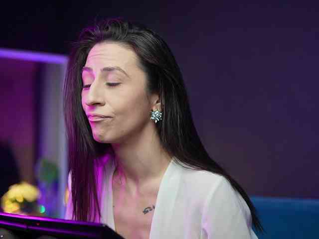 RubyRya Live Webcam on BongaCams