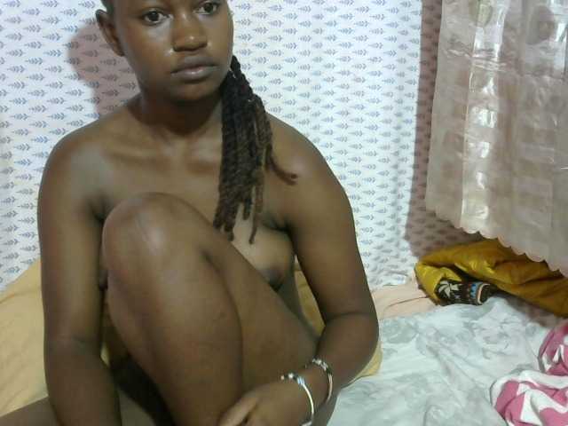 Sweet-Alexas webcam bongacams model stream image