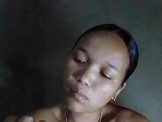 Vaninah's Live Webcam