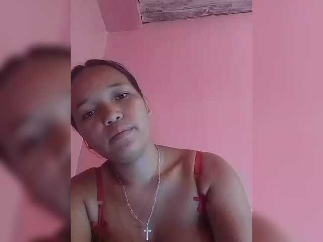 Vaninah's BongaCams show and profile