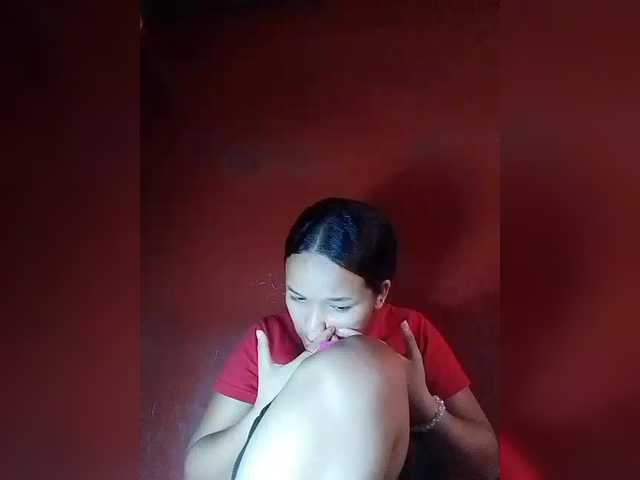 Vaninah's BongaCams show and profile