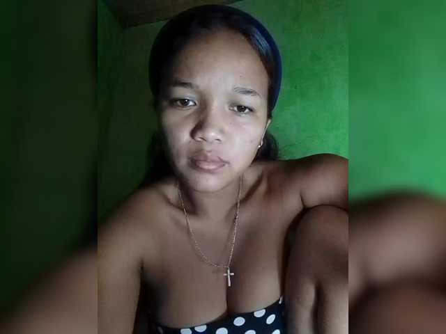 Vaninah's BongaCams show and profile