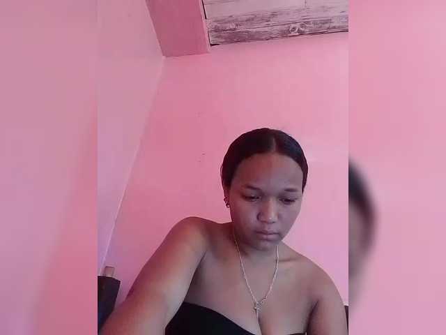 Vaninah's BongaCams show and profile