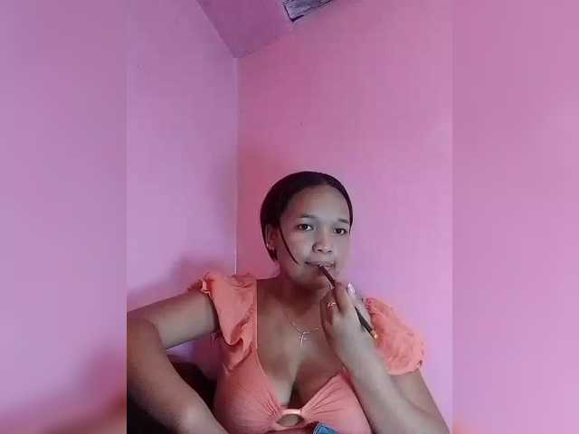 Vaninah's BongaCams show and profile