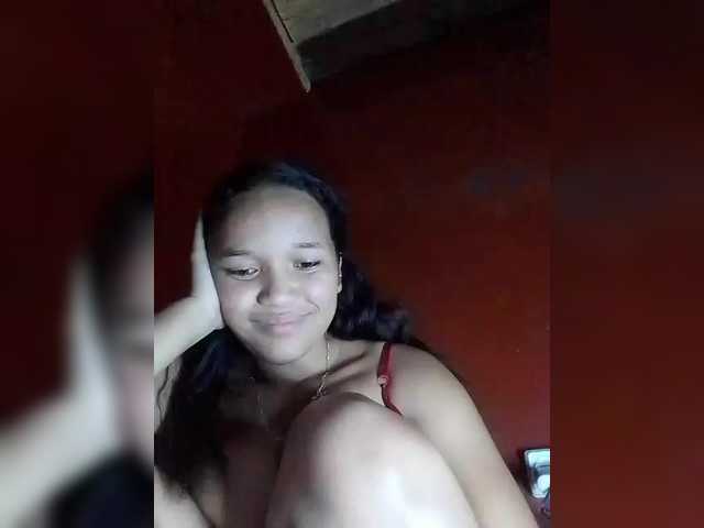 Vaninah's BongaCams show and profile