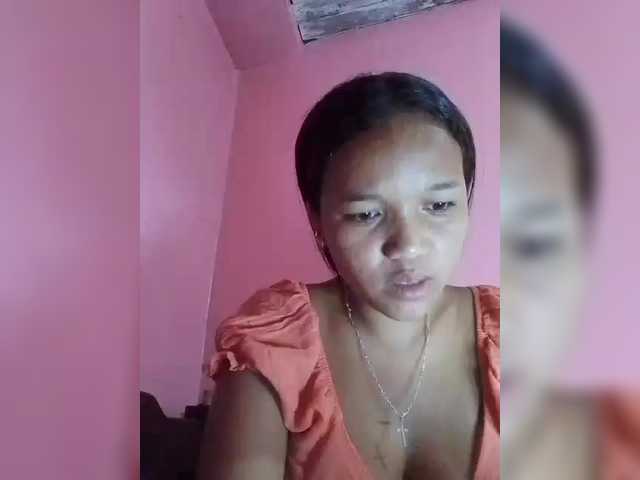 Vaninah's BongaCams show and profile