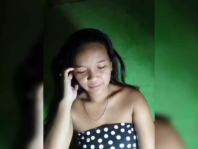 Vaninah's BongaCams show and profile