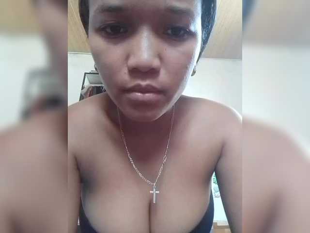 Vaninah's BongaCams show and profile