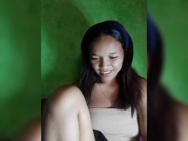 Vaninah's BongaCams show and profile