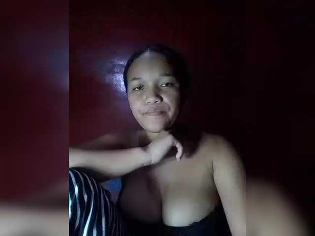 Vaninah's BongaCams show and profile