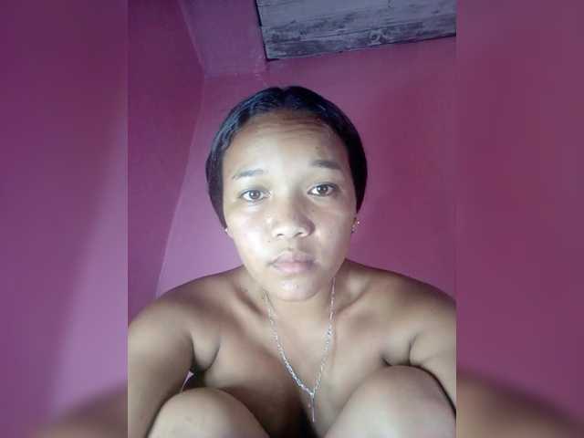 Vaninah's BongaCams show and profile