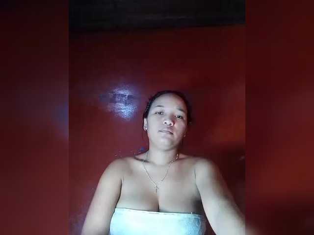 Vaninah's BongaCams show and profile