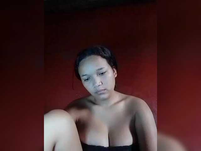 Vaninah's BongaCams show and profile