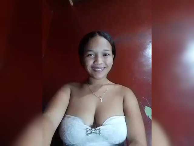 Vaninah's BongaCams show and profile