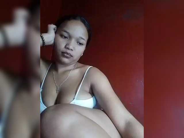 Vaninah's BongaCams show and profile