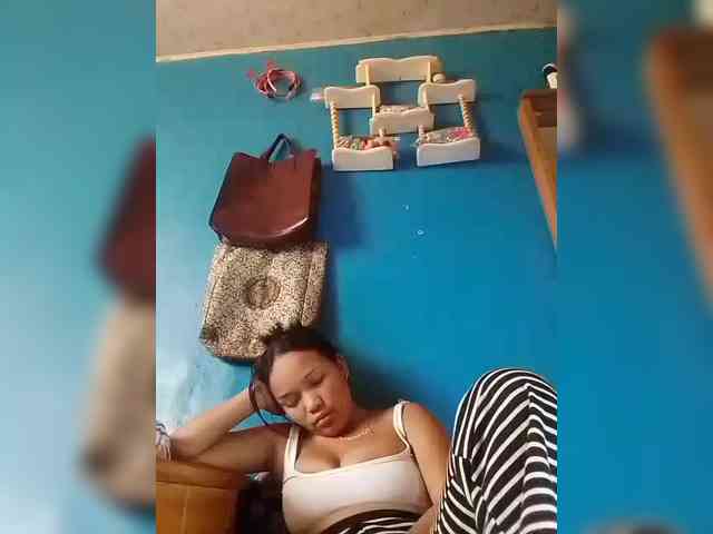 Vaninah webcam