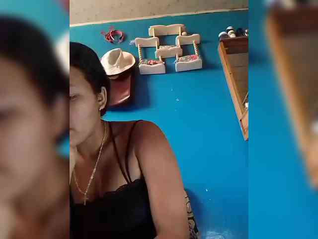 Vaninah Live Webcam on BongaCams