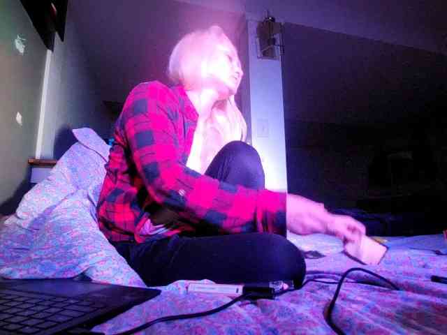 Bellateal webcam