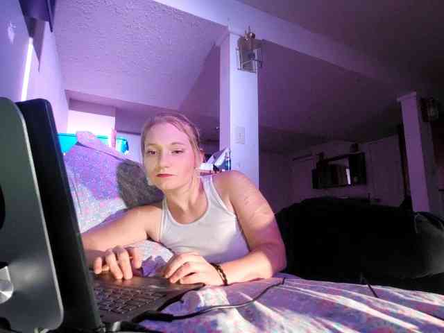 Bellateal webcam