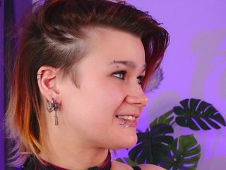 PeachAvalanche Porn Show