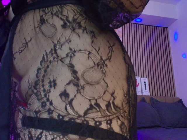 juliramirez2 webcam bongacams model stream image