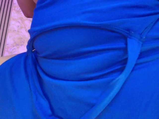 juliramirez2's BongaCams show and profile