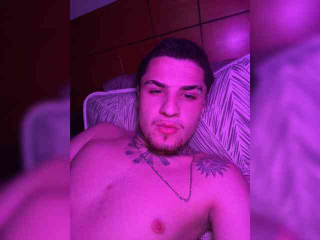 HungInkBR Live Webcam on BongaCams HungInkBR Live Webcam on BongaCams