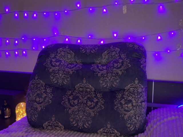 FantasyBaby's BongaCams show and profile