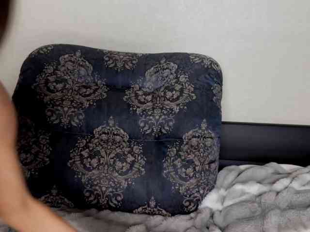 Fantasy_Moonlight webcam