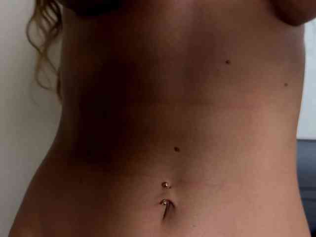 Fantasy_Moonlight webcam