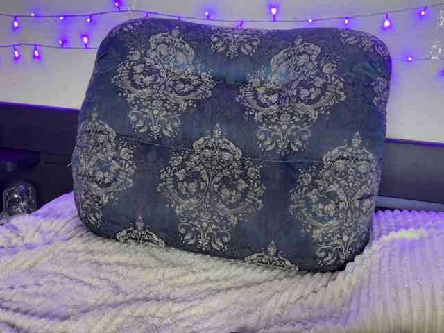 Fantasy_Moonlight webcam