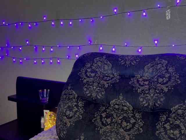 Fantasy_Moonlight webcam