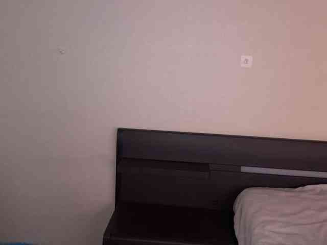 Fantasy_Moonlight webcam