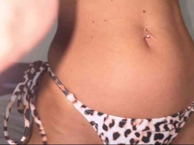 Fantasy_Moonlight webcam