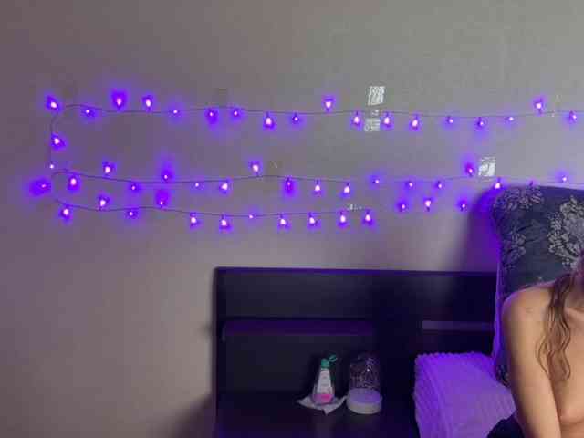 Fantasy_Moonlight webcam