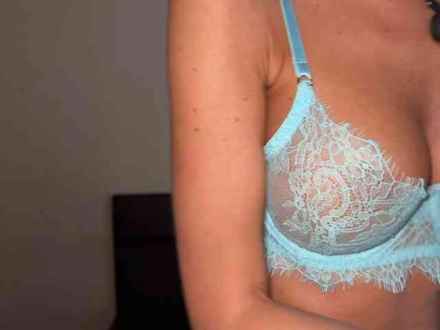 Fantasy_Moonlight webcam