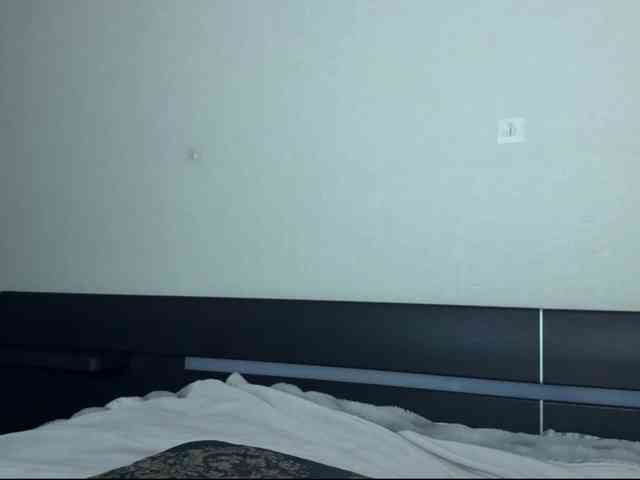 Fantasy_Moonlight webcam