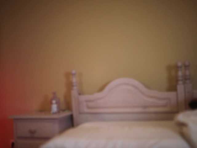 suzysuz's BongaCams show and profile