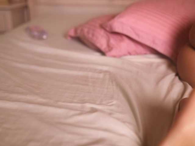 suzysuz's BongaCams show and profile