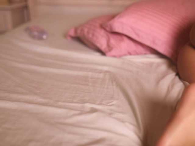 suzysuz's BongaCams show and profile