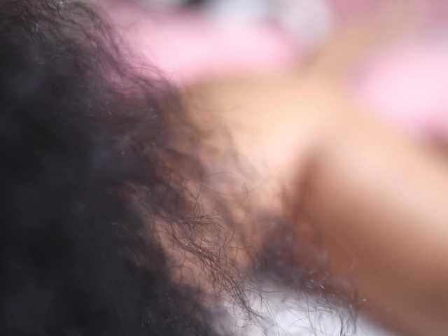 suzysuz's BongaCams show and profile