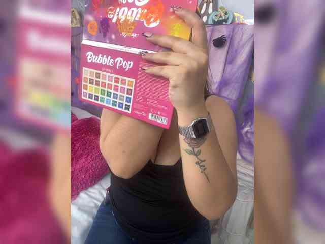 IsabelCarter webcam
