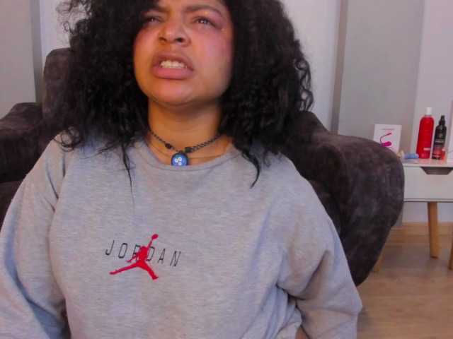 Dakota-Mars's BongaCams show and profile