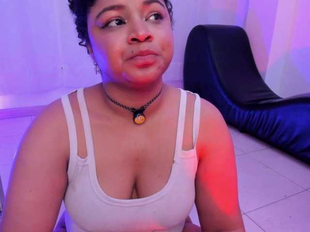 Dakota-Mars's BongaCams show and profile