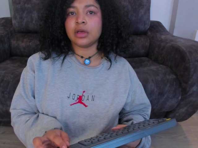 Dakota-Mars's BongaCams show and profile