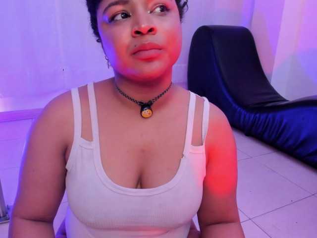 Dakota-Mars's BongaCams show and profile