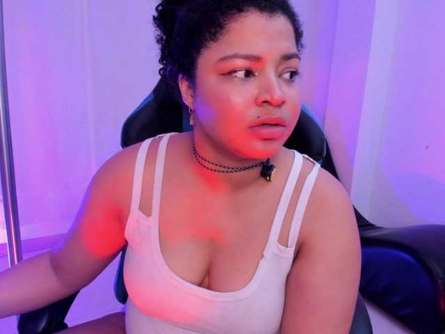 Dakota-Mars's BongaCams show and profile