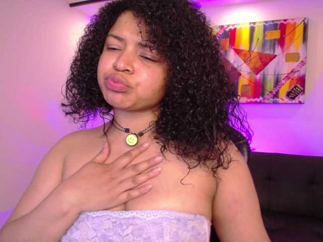 Dakota-Mars's BongaCams show and profile